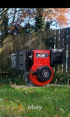 11 HP Briggs and Stratton Industrial Plus Engine