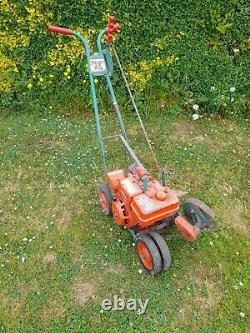 A Vintage Petrol Engine Power Trim Lawn Edger Runs Well 3HP Briggs & Stratton