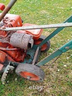 A Vintage Petrol Engine Power Trim Lawn Edger Runs Well 3HP Briggs & Stratton