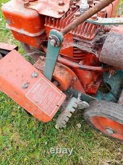 A Vintage Petrol Engine Power Trim Lawn Edger Runs Well 3HP Briggs & Stratton