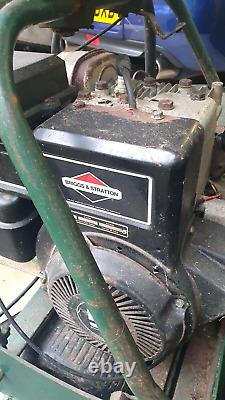 ATCO Royale B20 Cylinder Lawn Mower Self Propelled Briggs & Stratton Engine