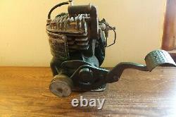 Antique Kick Start Briggs & Stratton Type WMB Model 95581 Gasoline Engine