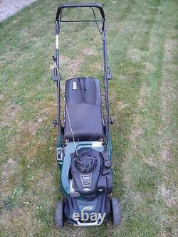 Atco Liner 16 Briggs & Stratton Roller lawn mower