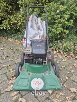 Billy Goat Leaf Vacuum With Briggs & Stratton Engine