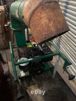 Billy goat debris loader with Briggs and Stratton