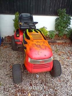 Briggs & Stratton 18hp Intek engine fitted to Simplicity Regent ride on mower