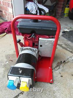 Briggs & Stratton Industrial Plus & MeccAlte Generator AP102/2 2.5KV NEW UNUSED