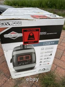 Briggs & Stratton Petrol Portable Inverter Generator PowerSmart Series P2200
