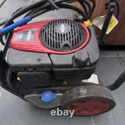 Briggs and Stratton 3000 Psi 5HP Petrol Pressure washer Jet Wash