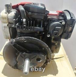 Briggs and Stratton 9P702-0007-F1, 550 Series OHV Vertical Shaft Engine, Used