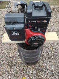 Briggs and Stratton Engine