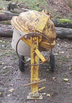 Cement / Concrete/ Mortar Mixer Site Mixer- Briggs & Stratton Petrol Engine