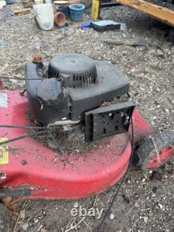 Champion 35 petrol lawnmower with a Briggs & Stratton engine Spares Or Repairs