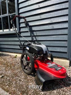 Cobra 22 Briggs And Stratton Powered Wheeled Strimmer WT56B Very Good Condition