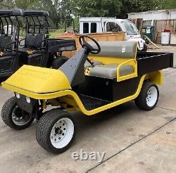 Cushman Utility Cart Model 898369, Gas Powered, Briggs & Stratton Vanguard 14 HP