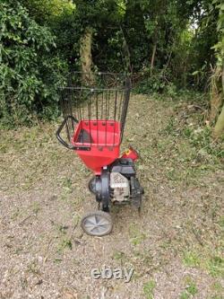 Earthquake 10hp Briggs And Stratton Petrol Chipper / Garden Shredder