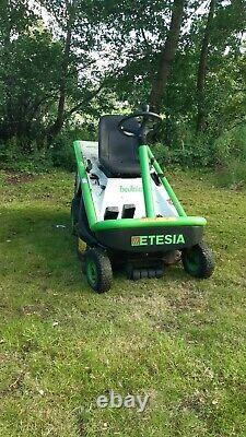 Etesia Bahia ride-on lawn mower. Briggs & Stratton engine. Very good condition