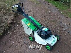 Etesia PBTS Self Propelled Mower 5.5HP Briggs and Stratton Engine 18 Cut
