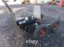 Four Wheel Bitumen Emulsion Pump Tar Sprayer Tack Coating Machine Barrel Spray