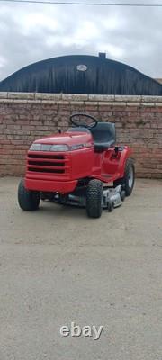 Honda 4514 Hydrostatic twin Cylinder ride On Lawnmower Side discharge