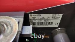 Husqvarna R216 rider with a 103cm cutting deck. Briggs and Stratton engine. VGC