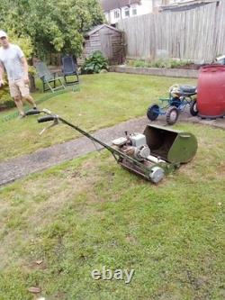 JP Simplees Vintage Cylinder Lawnmower Briggs and Stratton Engine