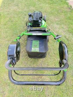 John Deere R47S Self-Propelled Petrol Lawnmower Briggs And Stratton 675EXi
