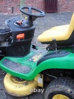 John Deere X135R ride on Tractor mower, Great condition Serviced last year