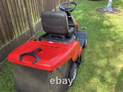 Lawn mower Mountfield ride on 827 Briggs and Stratton engine 66 cm cutting width