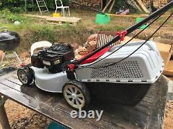 Lawn mower self propelling briggs and stratton 125cc