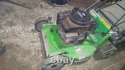 LawnBoy 10761B Petrol Lawn Mower Briggs And Stratton Engine. Runs Needs TLC