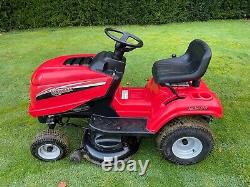 LawnTractor Club Castel Garden 12.5/98 344 cc Four-Stroke Briggs/Stratton engine