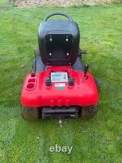 LawnTractor Club Castel Garden 12.5/98 344 cc Four-Stroke Briggs/Stratton engine