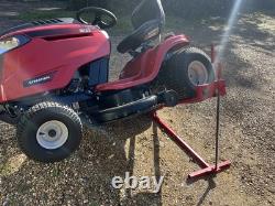 MTD Optima LG200 H Ride on mower- Briggs & Stratton V Twin 20HP Superb MTD Optima LG200 H Ride on mower- Briggs & Stratton V Twin 20HP Superb
