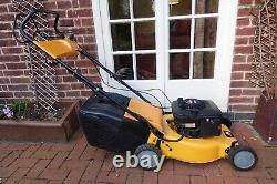 McCulloch self-propelled petrol lawnmower, Briggs & Stratton 18 inch 46cm cut