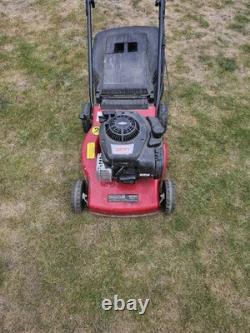 Mountfield SP185 self propelled petrol lawnmower -Briggs & Stratton 300 engine