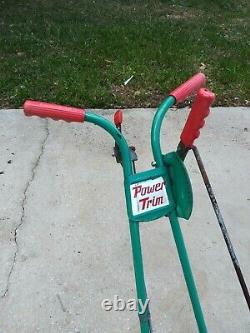 Power Trim model 200 Commercial Residential Edger Briggs & Stratton Engine 3 HP