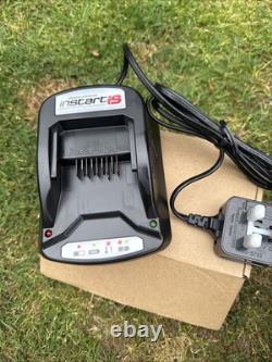 Qualcast 161cc Briggs & Stratton Key Start Self Pro Petrol Lawnmower XSZ53C-SD-E