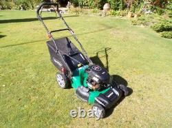 Qualcast XSZ48A-SD Petrol Lawnmower 158CC 48cm Briggs & Stratton Self-Propelled