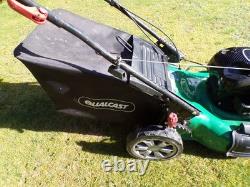 Qualcast XSZ48A-SD Petrol Lawnmower 158CC 48cm Briggs & Stratton Self-Propelled