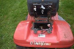 Rally REB1192 Ride On Mower With 36 Deck Briggs & Stratton 11.5HP