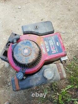 Ride on lawn mower 12.5 HP Briggs & and Stratton Petrol Engine i/c red top