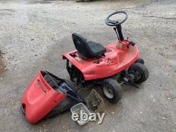 Sit On Lawn Mower, Briggs & Stratton Engine Ride On Mower Spares or Repair