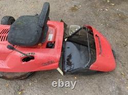 Sit On Lawn Mower, Briggs & Stratton Engine Ride On Mower Spares or Repair