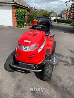 Sit On Mower 656cc Twin Briggs & Stratton 42 Cut