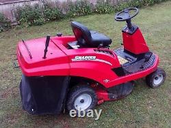 Snapper LT75 Ride on Mower 17.5HP Briggs and Stratton Engine 33 Cut