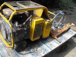 Stanley hydraulic Breaker With Gun Briggs and Stratton 16 hp twin petrol engin