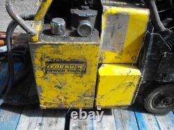 Stanley hydraulic Breaker With Gun Briggs and Stratton 16 hp twin petrol engin