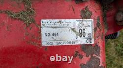 Two Briggs Stratton Classic 35 NG464 And NG464TR