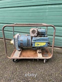 Vintage Briggs & Stratton Generator